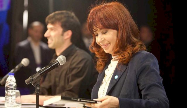 CRISTINA F
