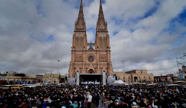 PEREGRINACION A LUJAN