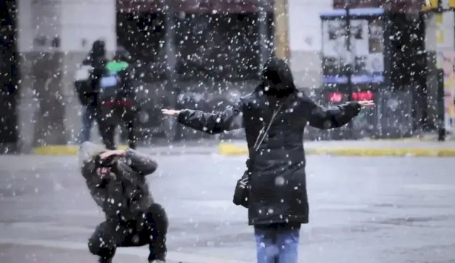 NIEVE